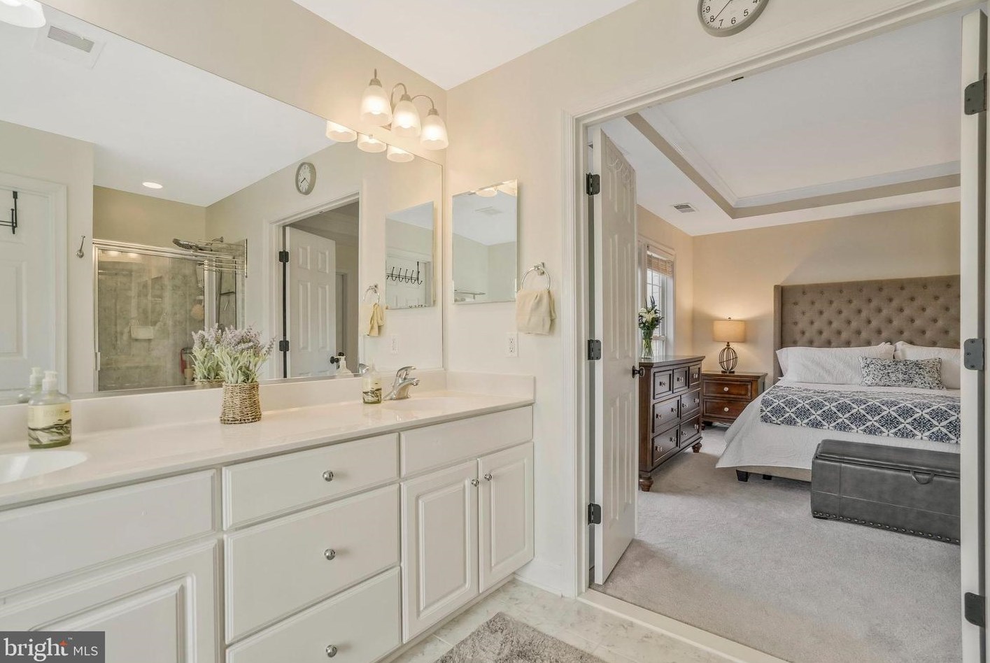 9245 Laurel Ridge Crossing Rd, Lorton VA  22079-2959 exterior