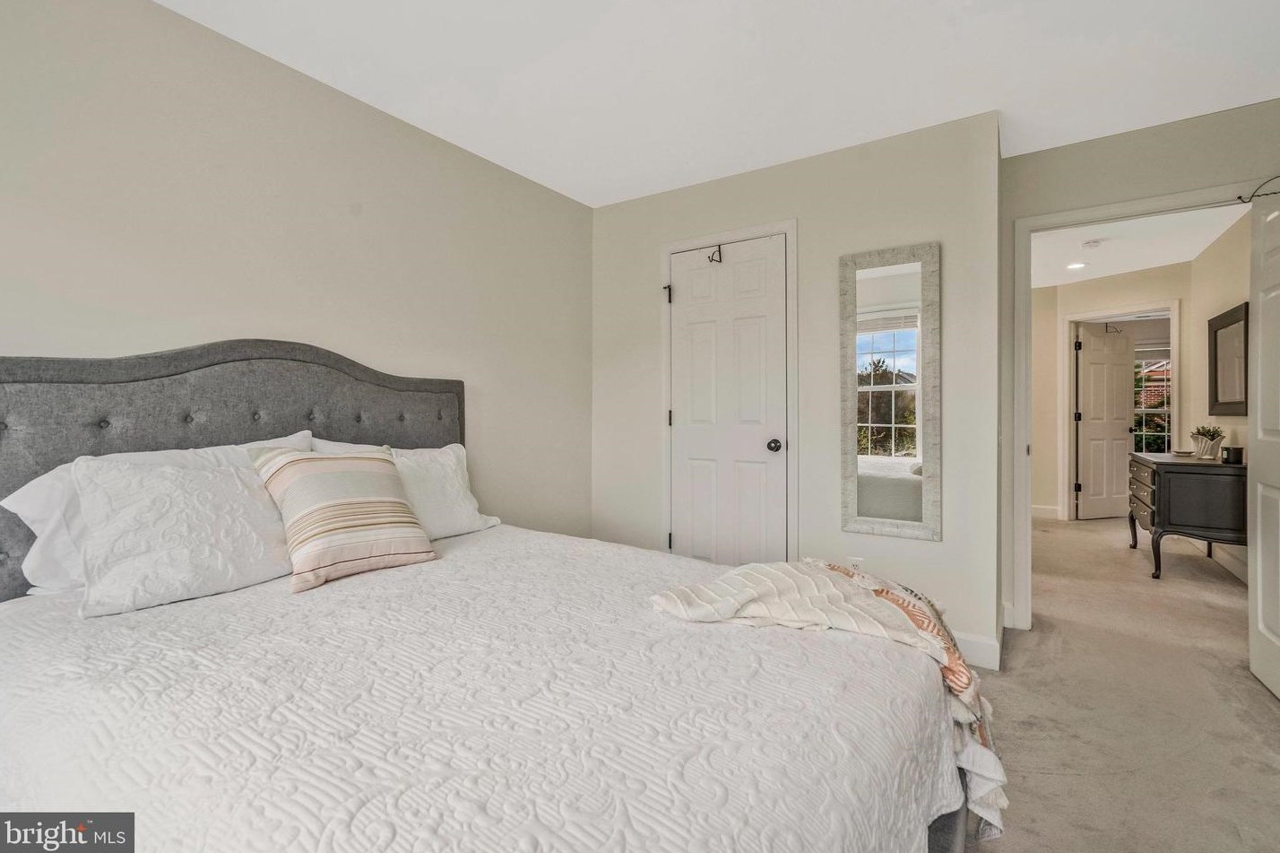 9245 Laurel Ridge Crossing Rd, Lorton VA  22079-2959 exterior