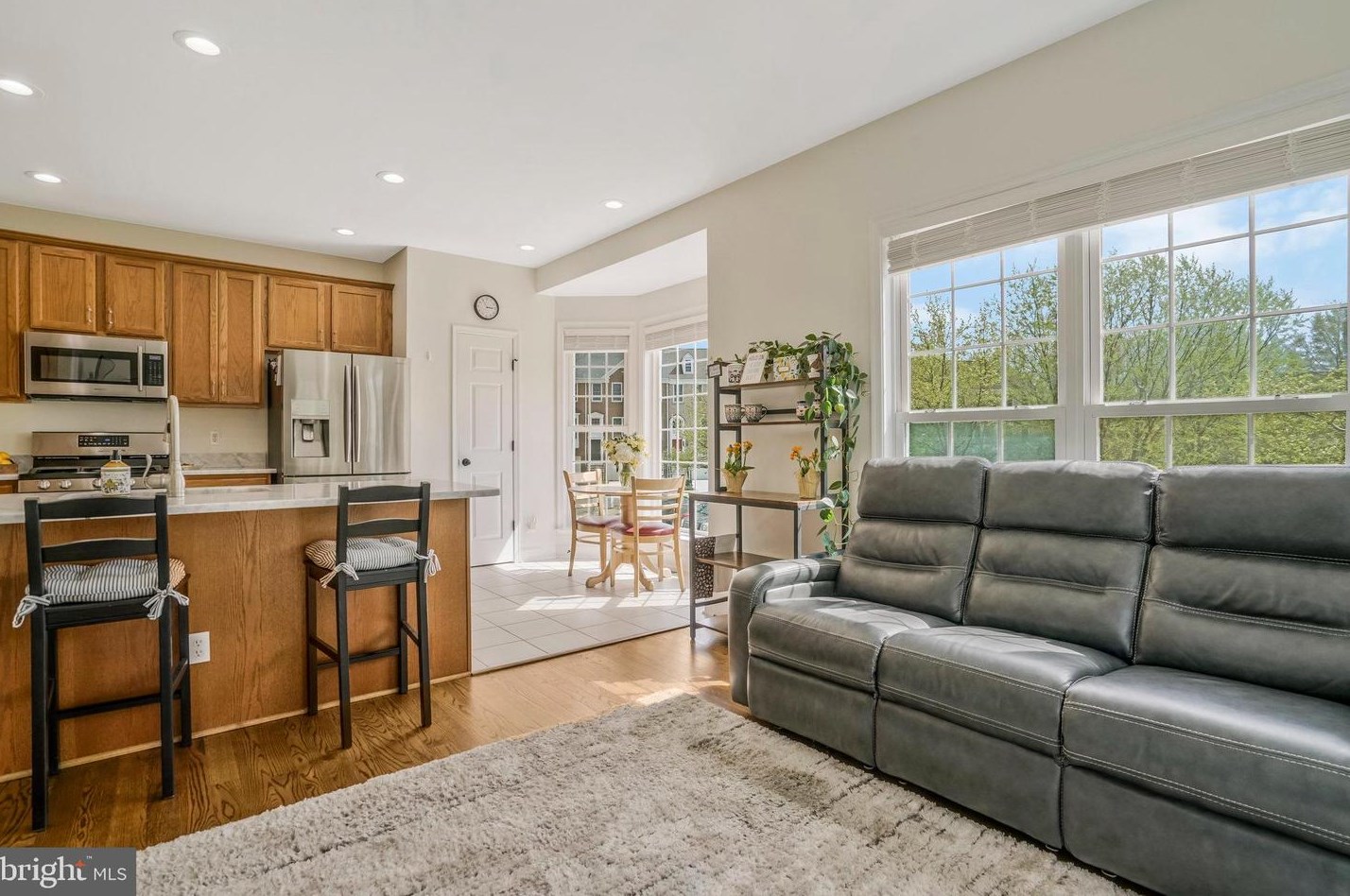 9245 Laurel Ridge Crossing Rd, Lorton VA  22079-2959 exterior