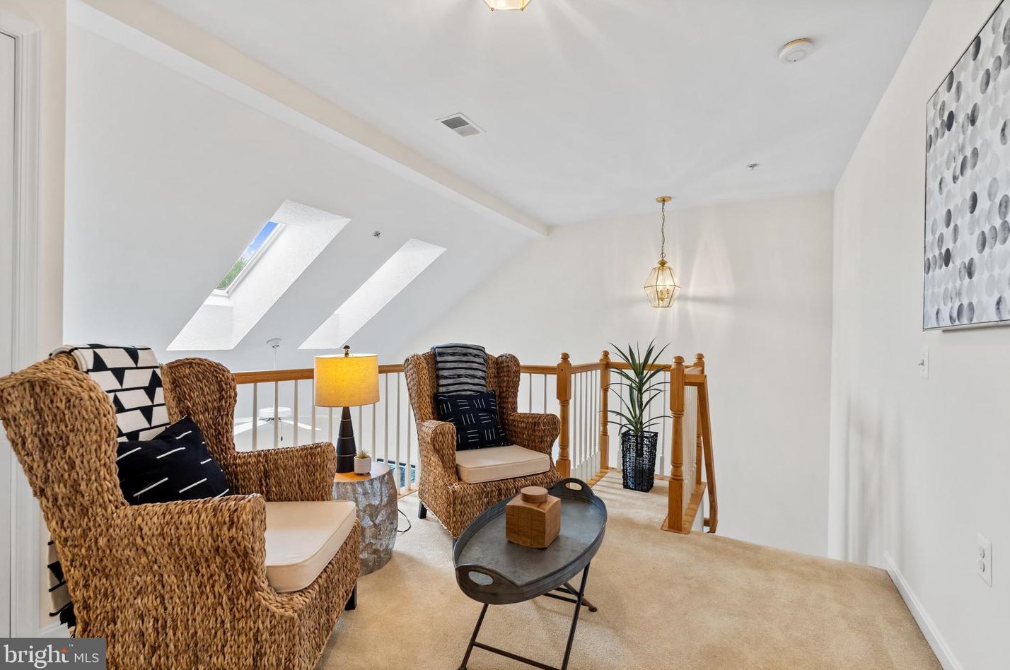 6100 Madison Pointe Ct, Falls Church VA  22041-3671 exterior