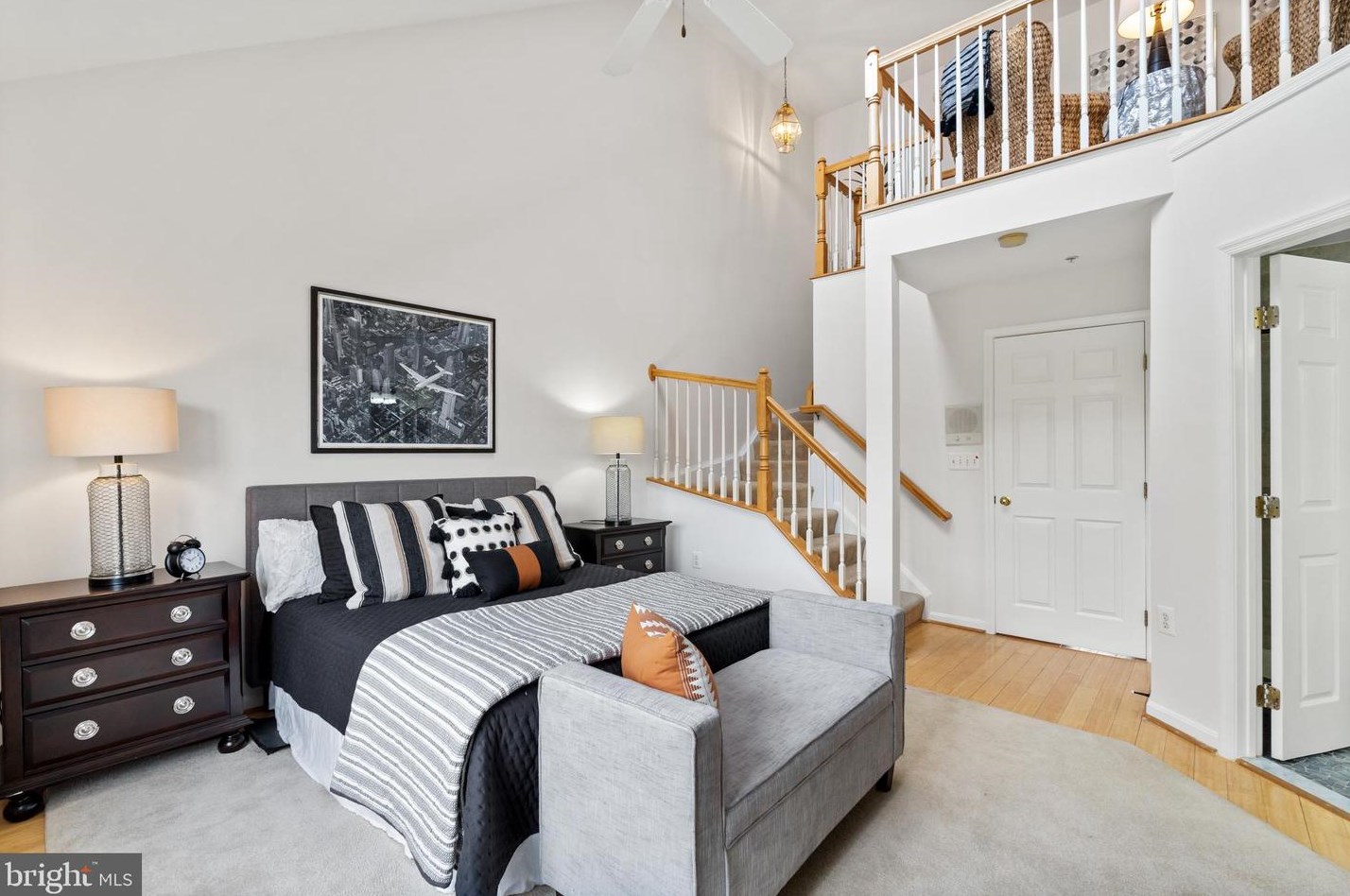 6100 Madison Pointe Ct, Falls Church VA  22041-3671 exterior