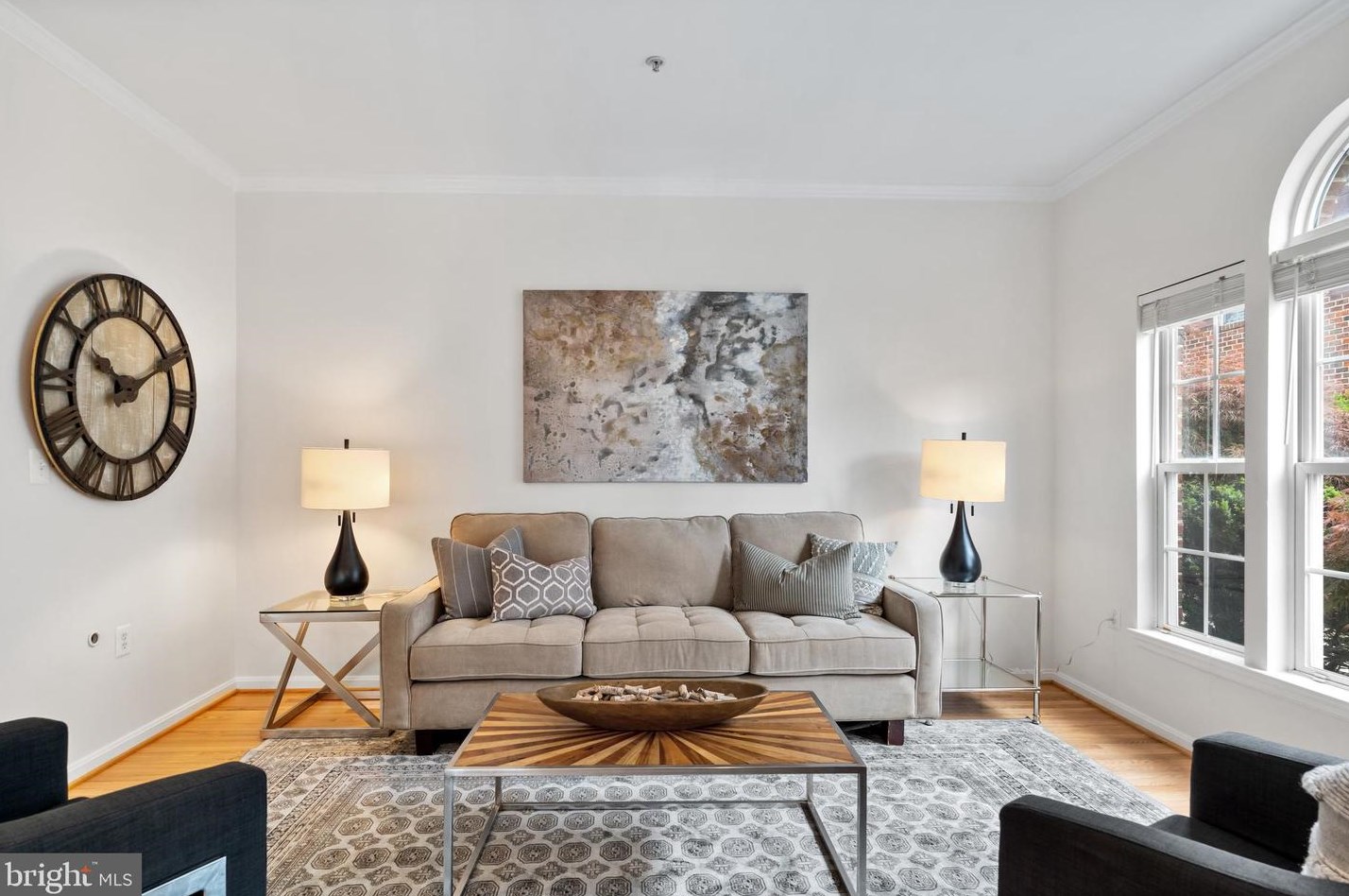 6100 Madison Pointe Ct, Falls Church VA  22041-3671 exterior