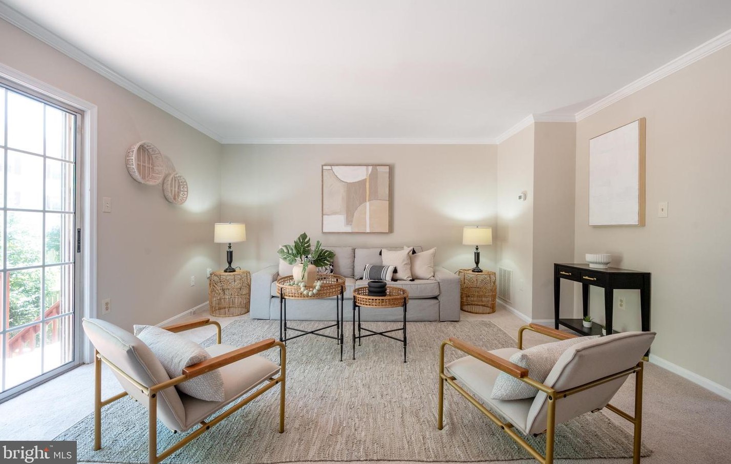 5905 Ambassador Way, Alexandria VA 22310-1748 exterior