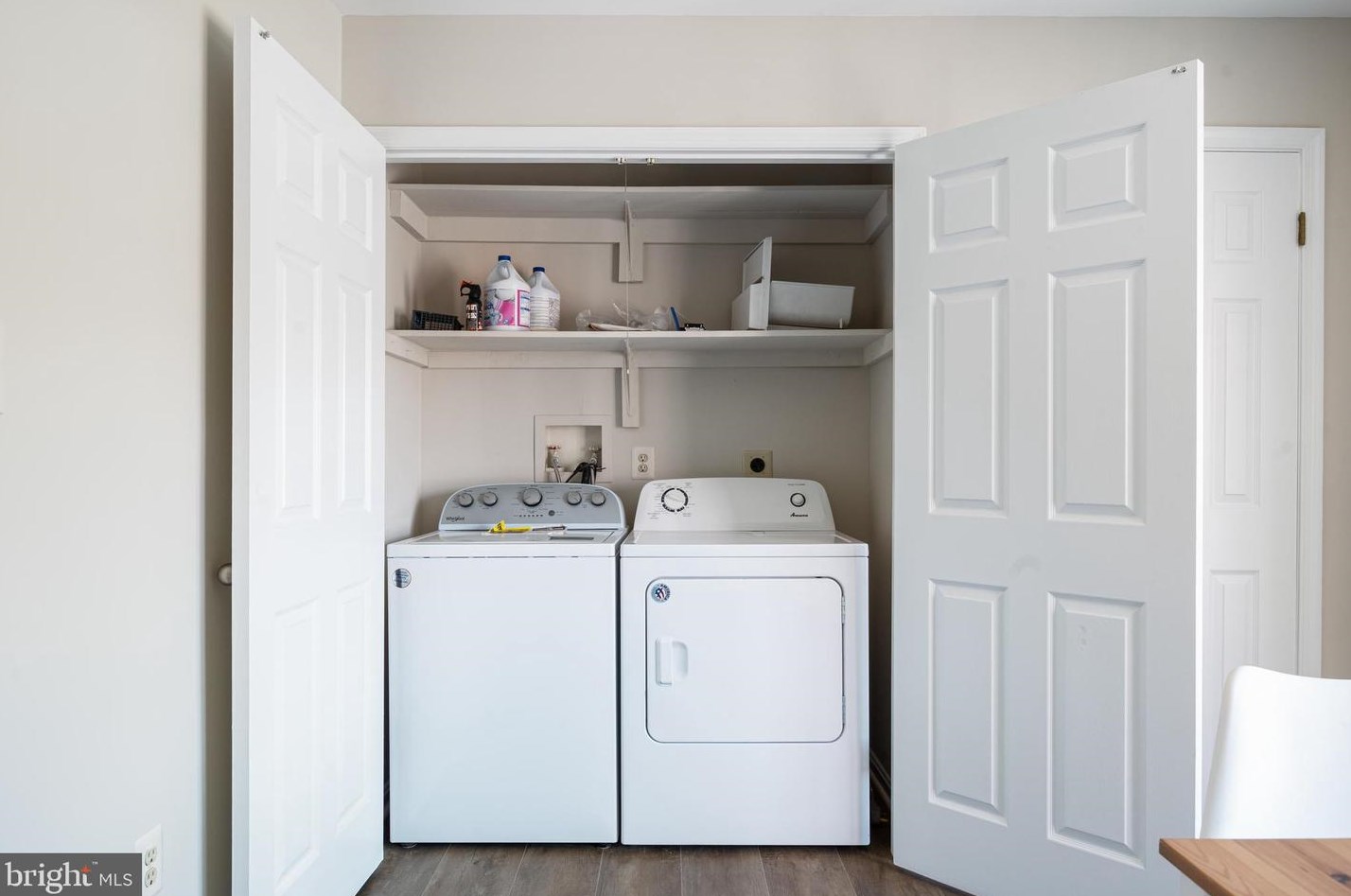 5905 Ambassador Way, Alexandria VA 22310-1748 exterior