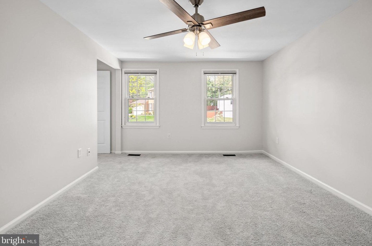 8304 Timber Brook Ln, Springfield VA  22153-2254 exterior