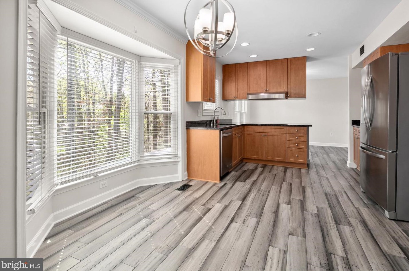 8304 Timber Brook Ln, Springfield VA  22153-2254 exterior