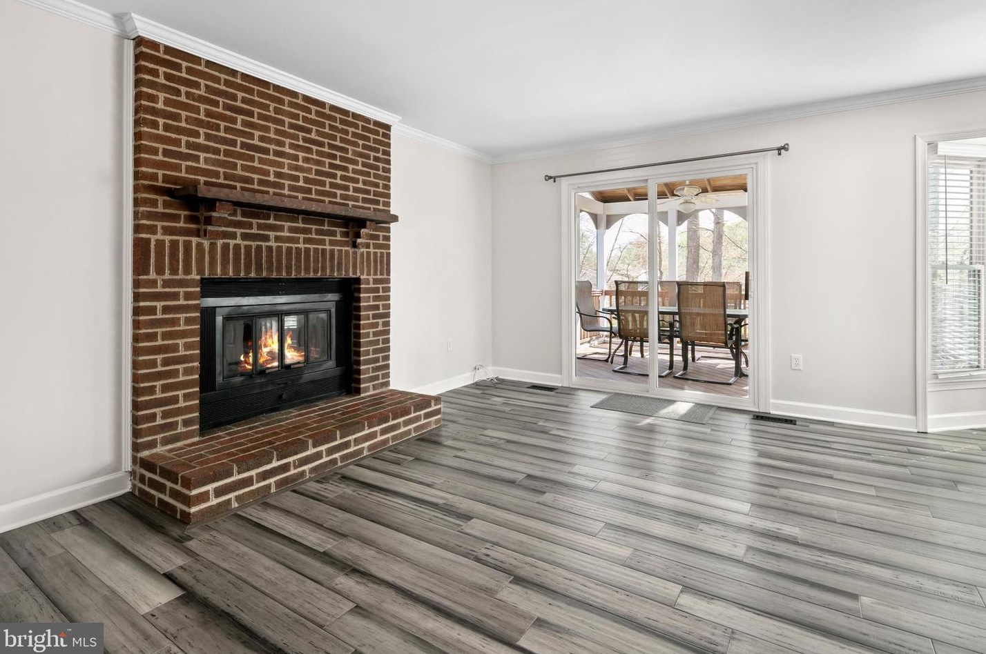 8304 Timber Brook Ln, Springfield VA  22153-2254 exterior