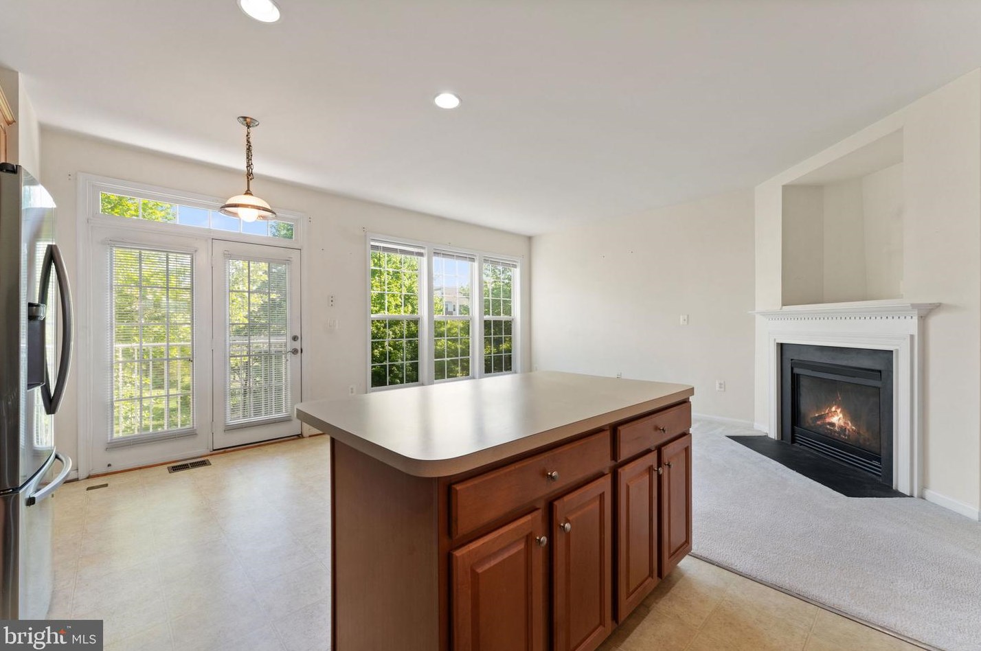 9127 Furey Rd, Lorton VA  22079-2966 exterior