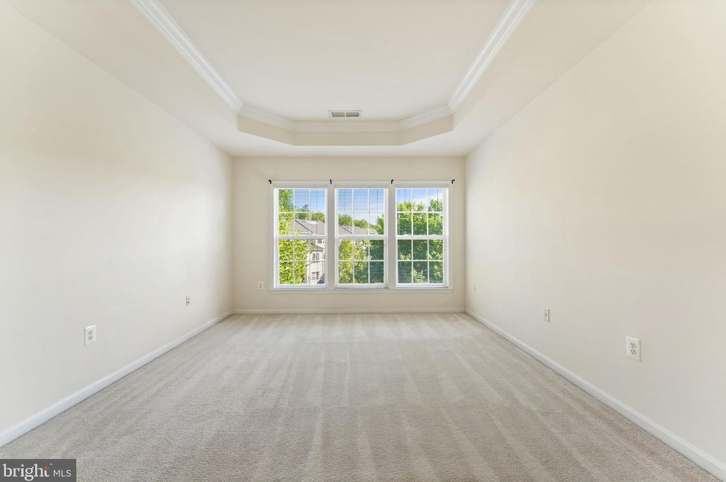 9127 Furey Rd, Lorton VA  22079-2966 exterior