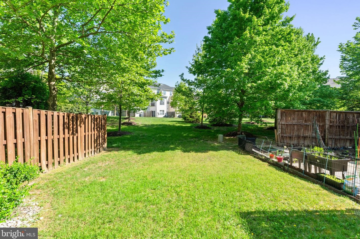 9127 Furey Rd, Lorton VA  22079-2966 exterior