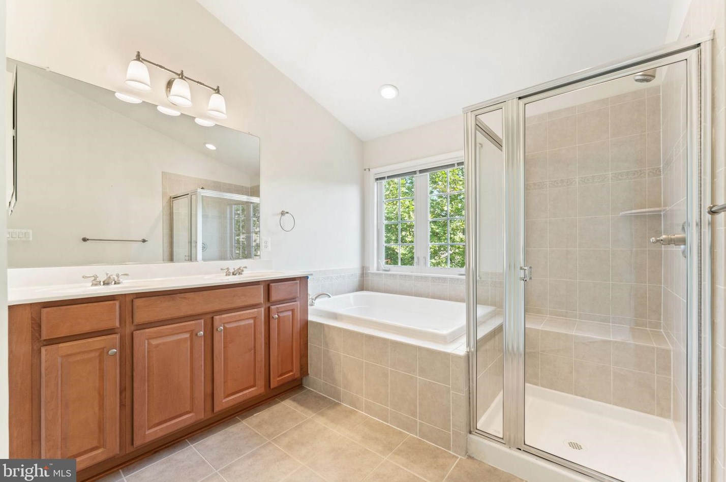 9127 Furey Rd, Lorton VA  22079-2966 exterior