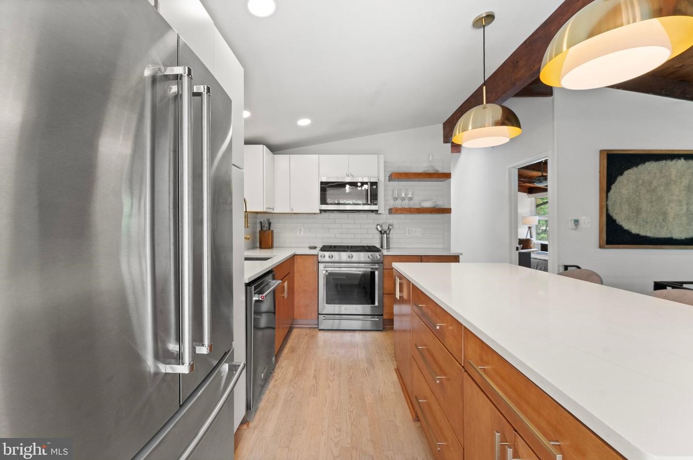 7909 Sycamore Dr, Falls Church VA  22042-3330 exterior