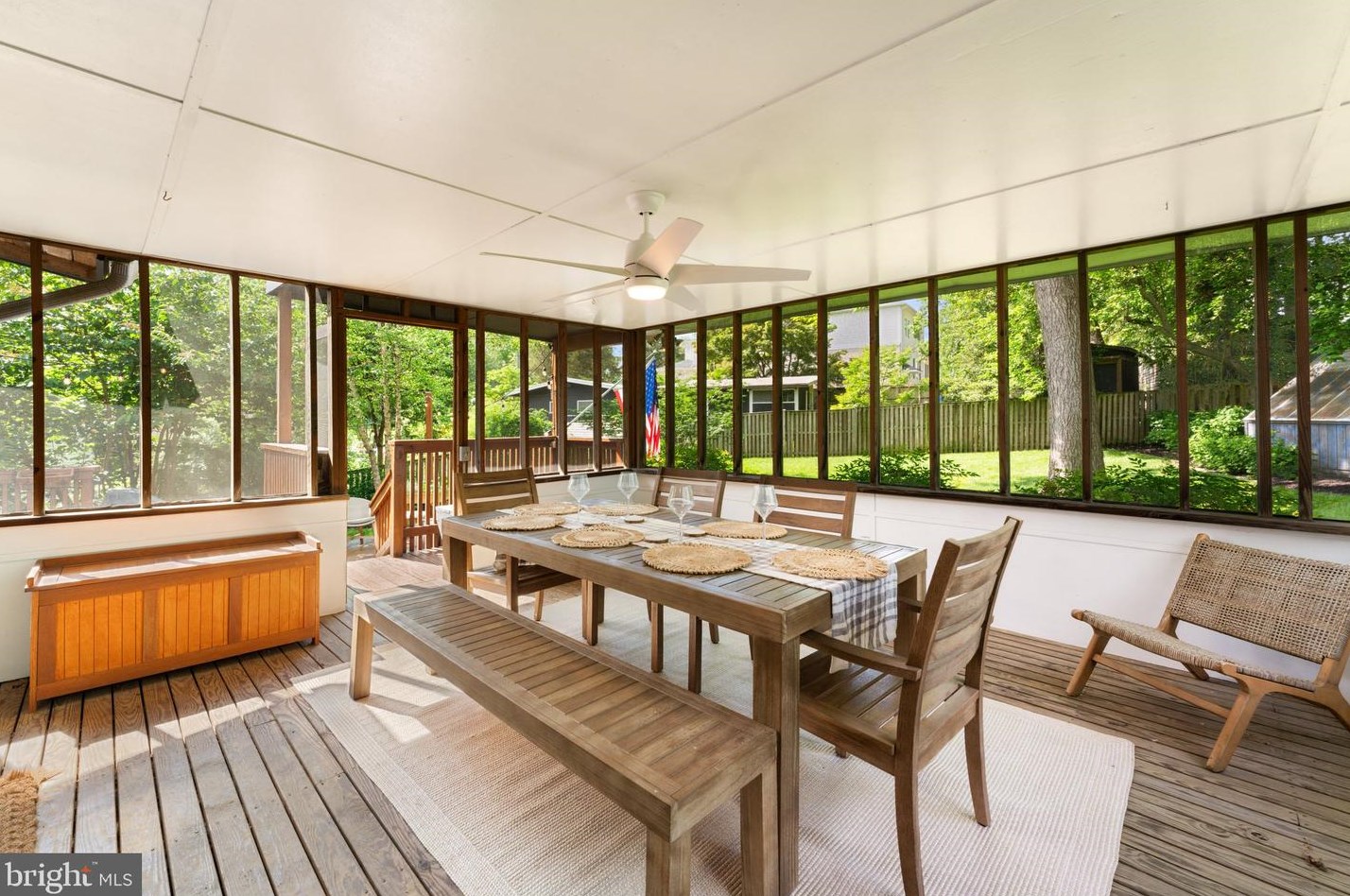 7909 Sycamore Dr, Falls Church VA  22042-3330 exterior