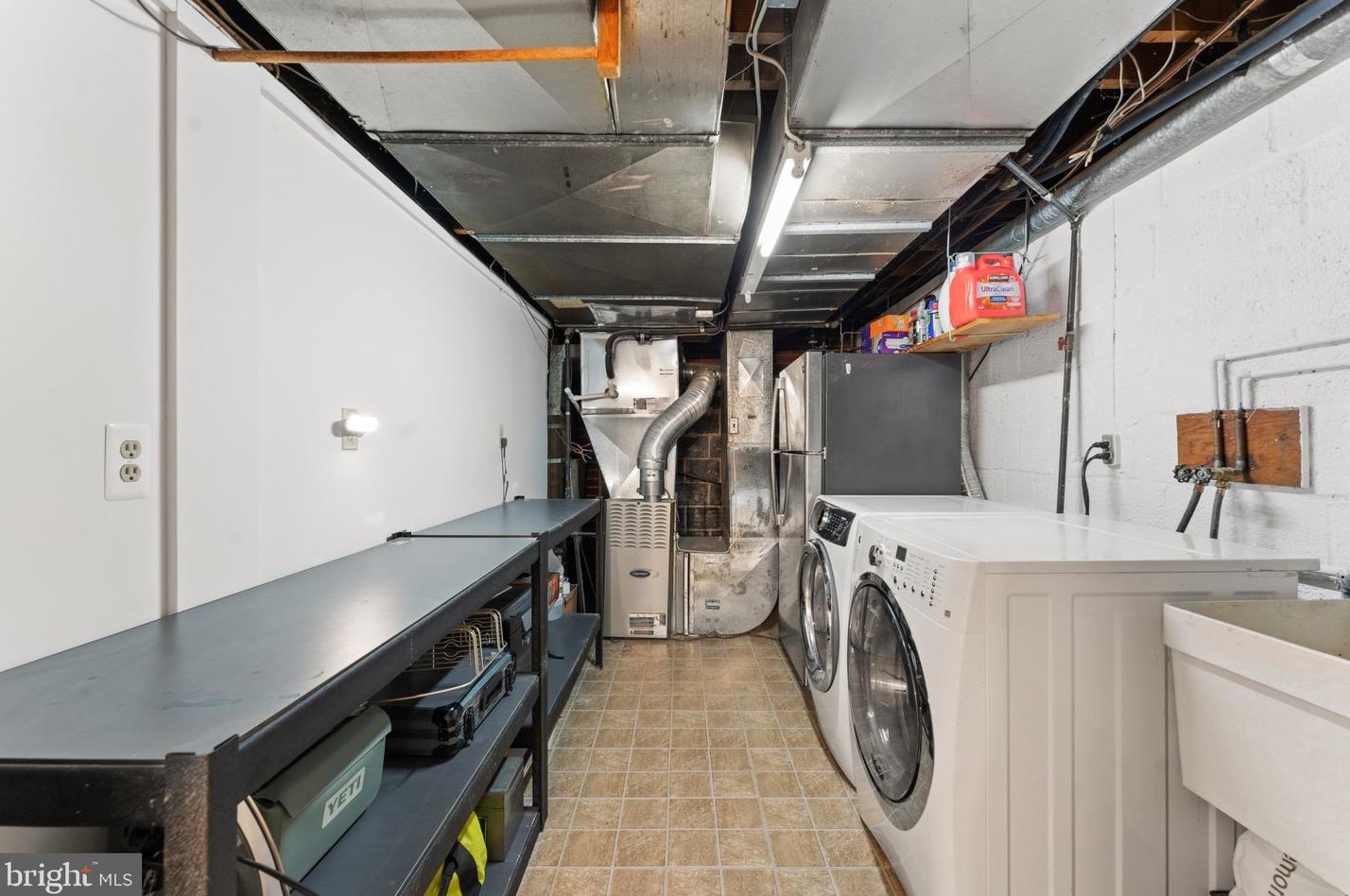 7909 Sycamore Dr, Falls Church VA  22042-3330 exterior