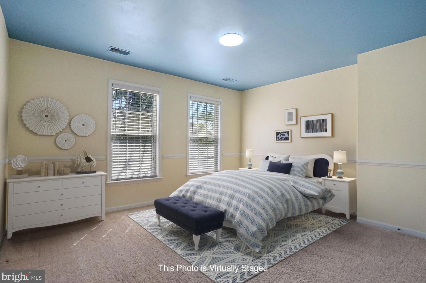 8148 American Holly Rd, Lorton VA  22079-5612 exterior