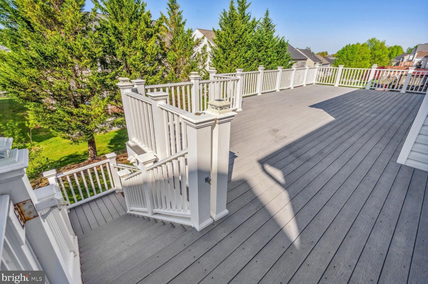 8148 American Holly Rd, Lorton VA  22079-5612 exterior