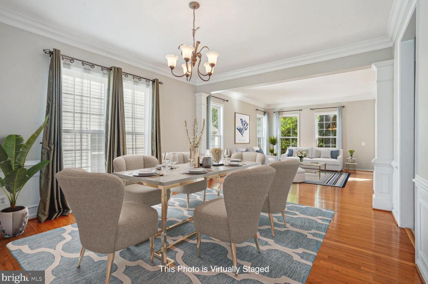 8148 American Holly Rd, Lorton VA  22079-5612 exterior