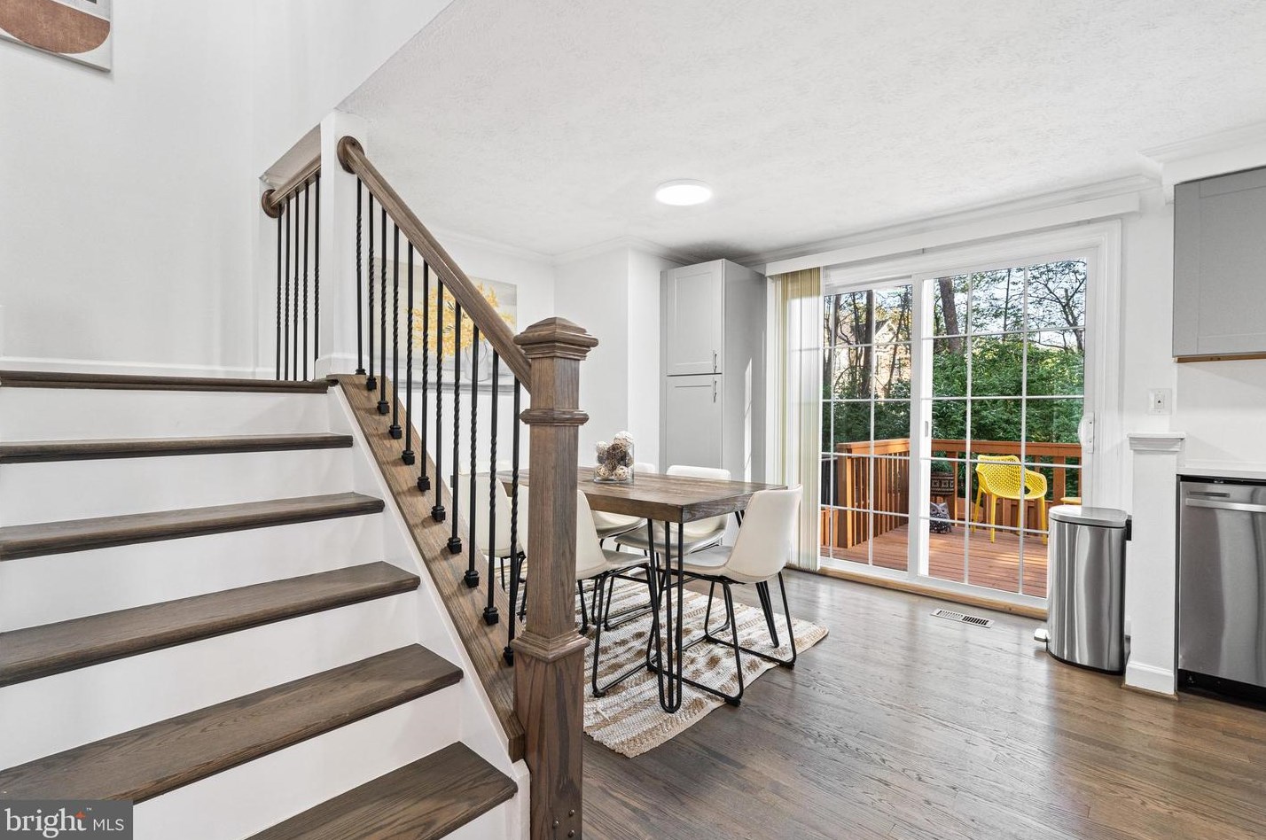 14605 Olde Kent Rd, Centreville VA  20120-2849 exterior