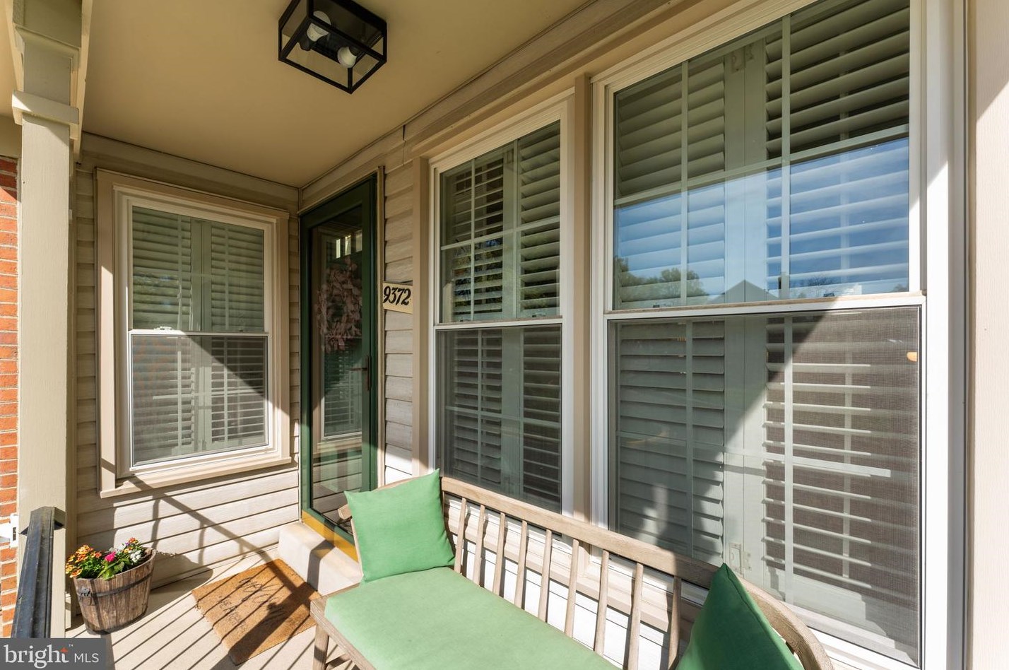 9372 Peter Roy Ct, Springfield VA  22015-4249 exterior