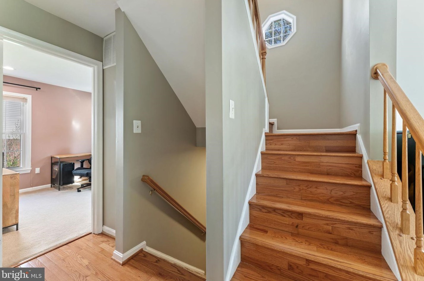 9372 Peter Roy Ct, Springfield VA  22015-4249 exterior