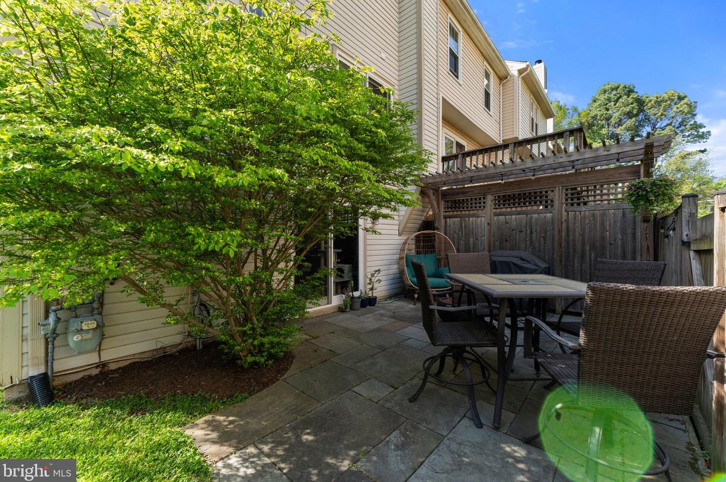 9372 Peter Roy Ct, Springfield VA  22015-4249 exterior
