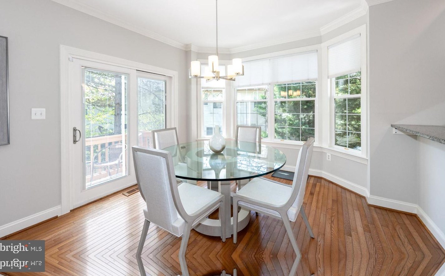 4020 Rosemeade Dr, Fairfax VA  22033-2872 exterior