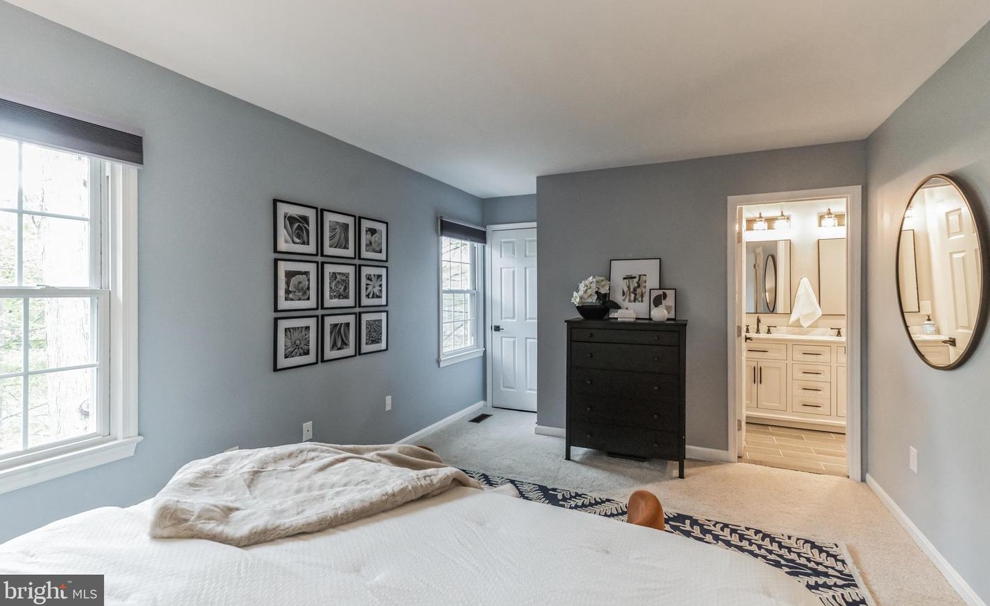 7302 Eggar Woods Ln, Springfield VA  22153-2012 exterior
