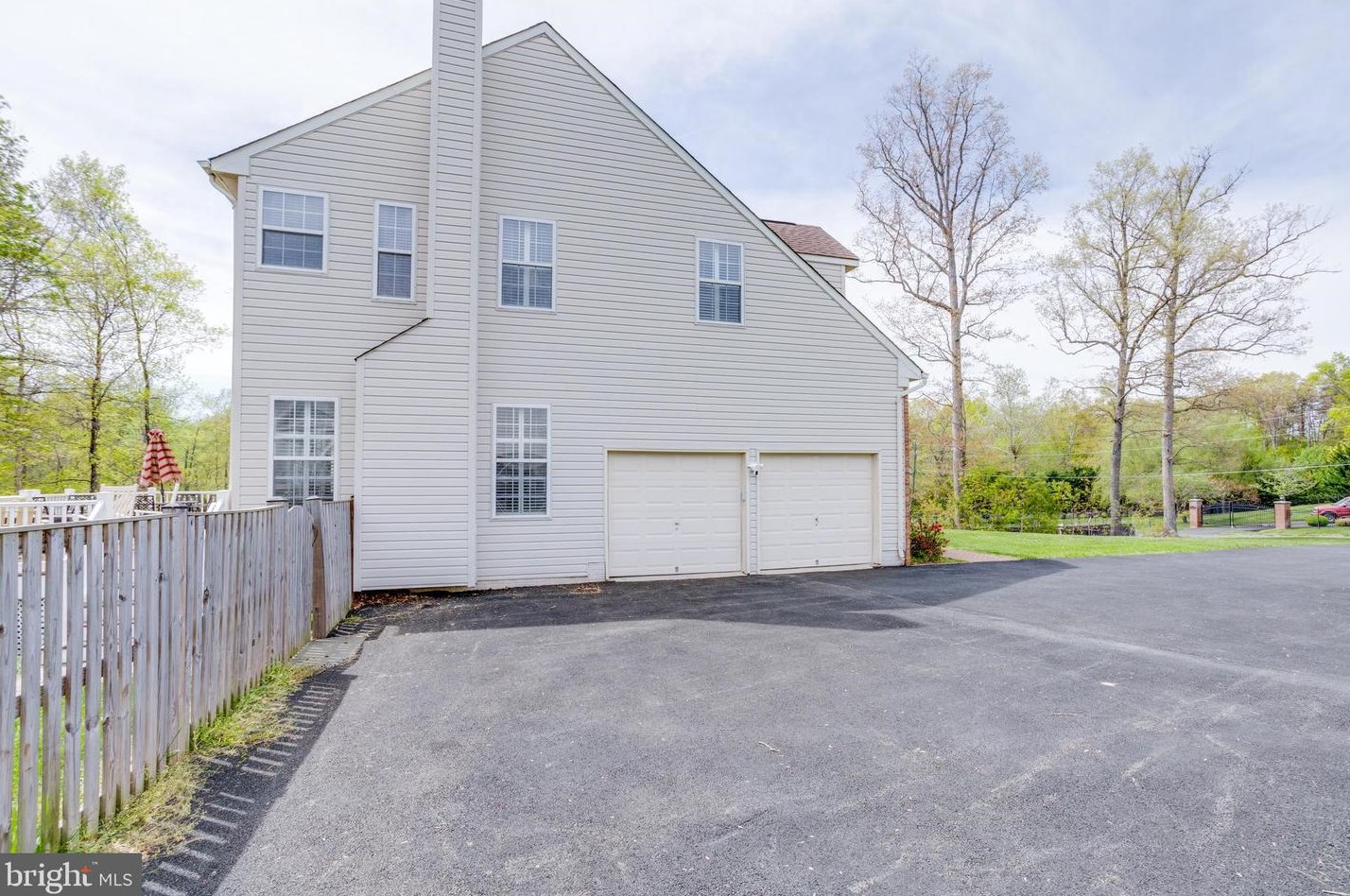 11931 Washington St, Fairfax VA  22030-5740 exterior