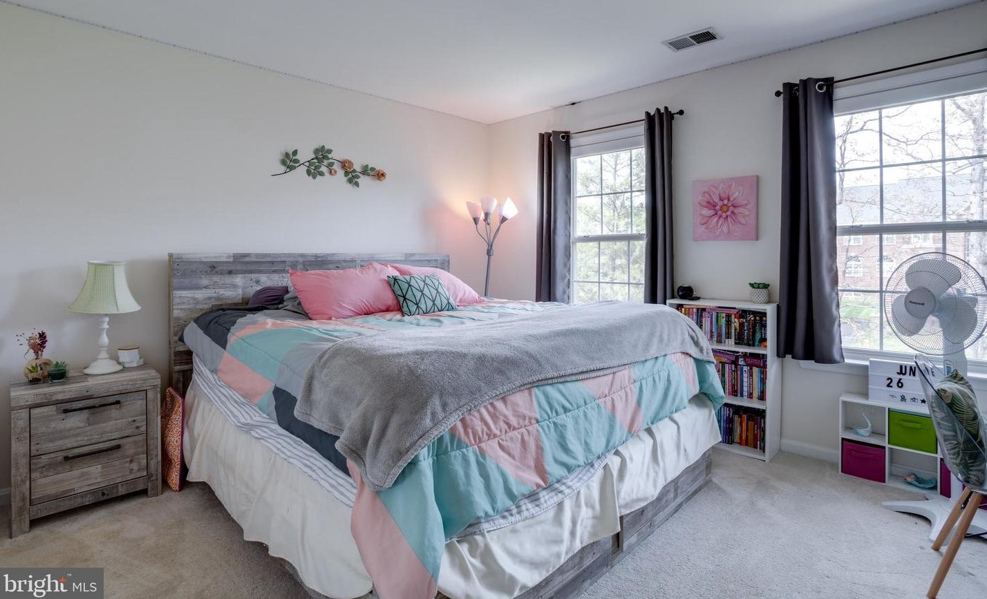 11931 Washington St, Fairfax VA  22030-5740 exterior