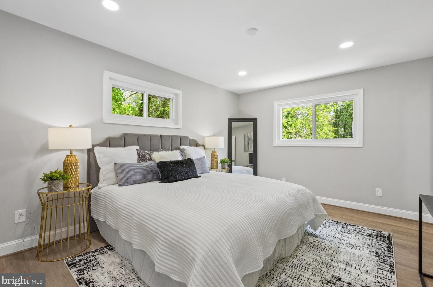 3331 Mansfield Rd, Falls Church VA  22041-1709 exterior