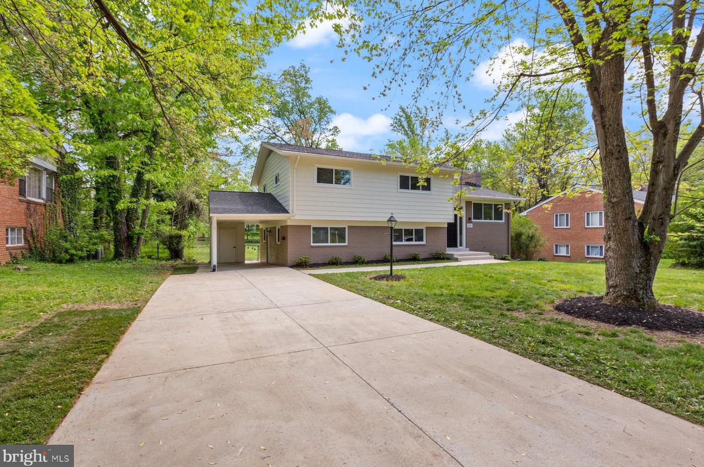 3331 Mansfield Rd, Falls Church VA  22041-1709 exterior