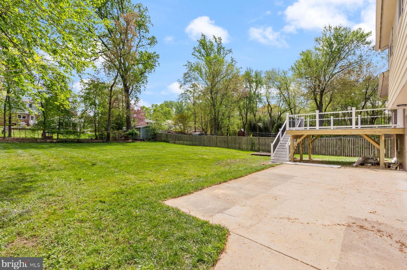 3331 Mansfield Rd, Falls Church VA  22041-1709 exterior