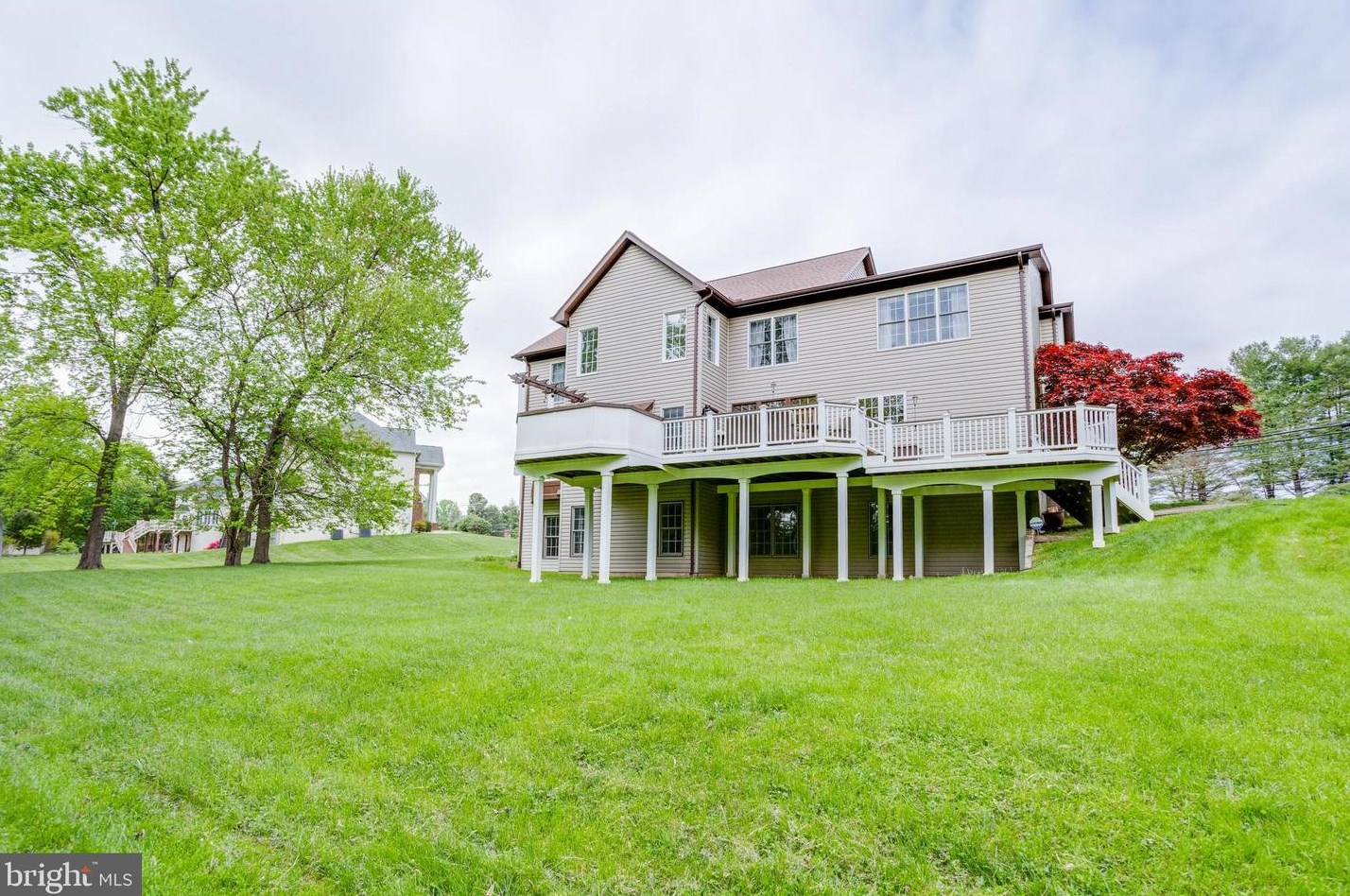 5193 Ox Rd, Fairfax VA  22030-4515 exterior