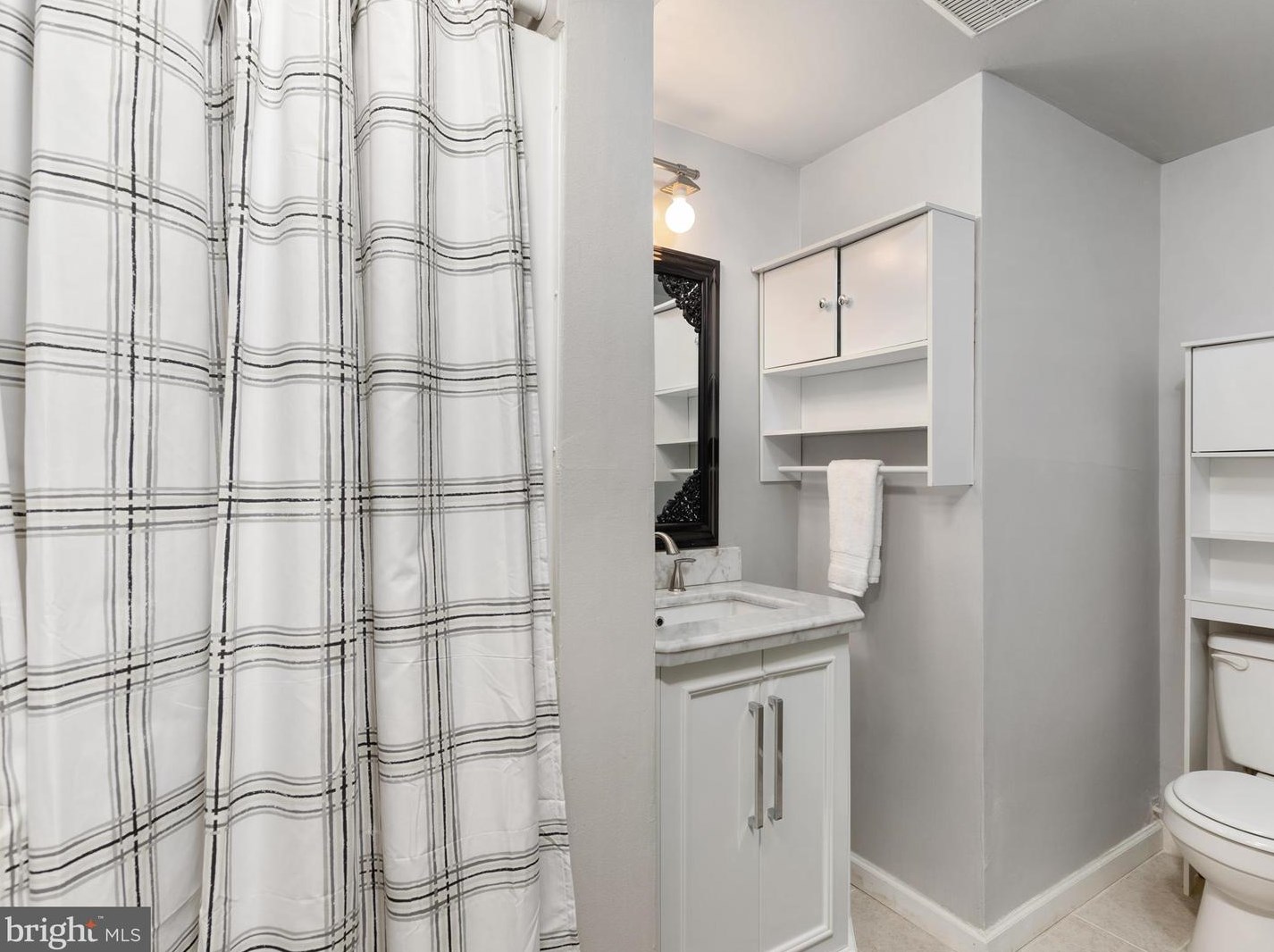 9773 High Water Ct, Springfield VA  22015-1877 exterior