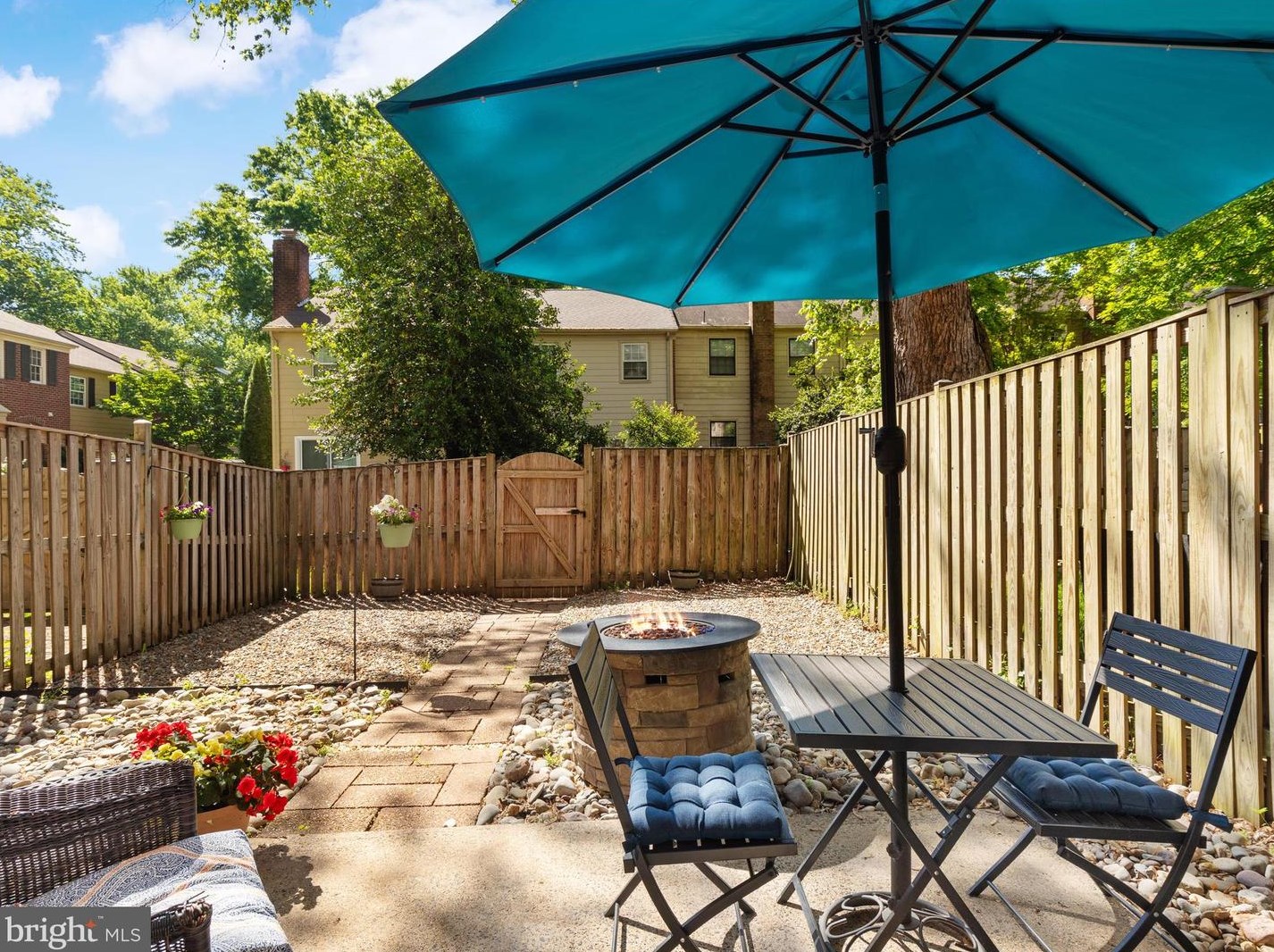 9773 High Water Ct, Springfield VA  22015-1877 exterior