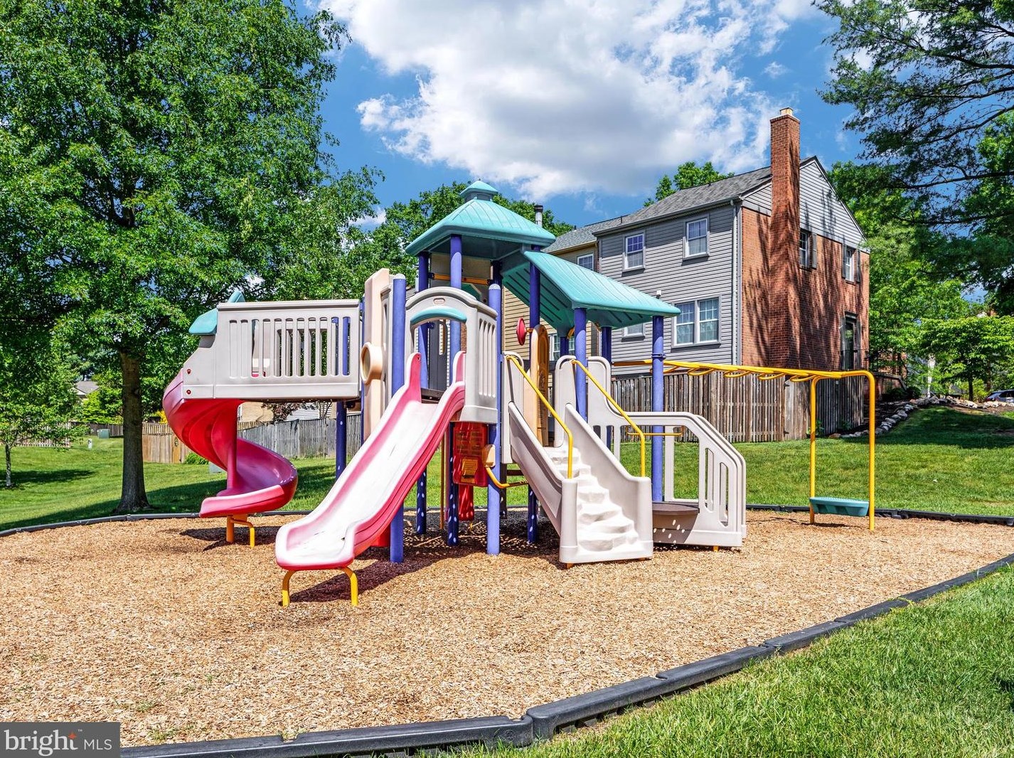 9773 High Water Ct, Springfield VA  22015-1877 exterior