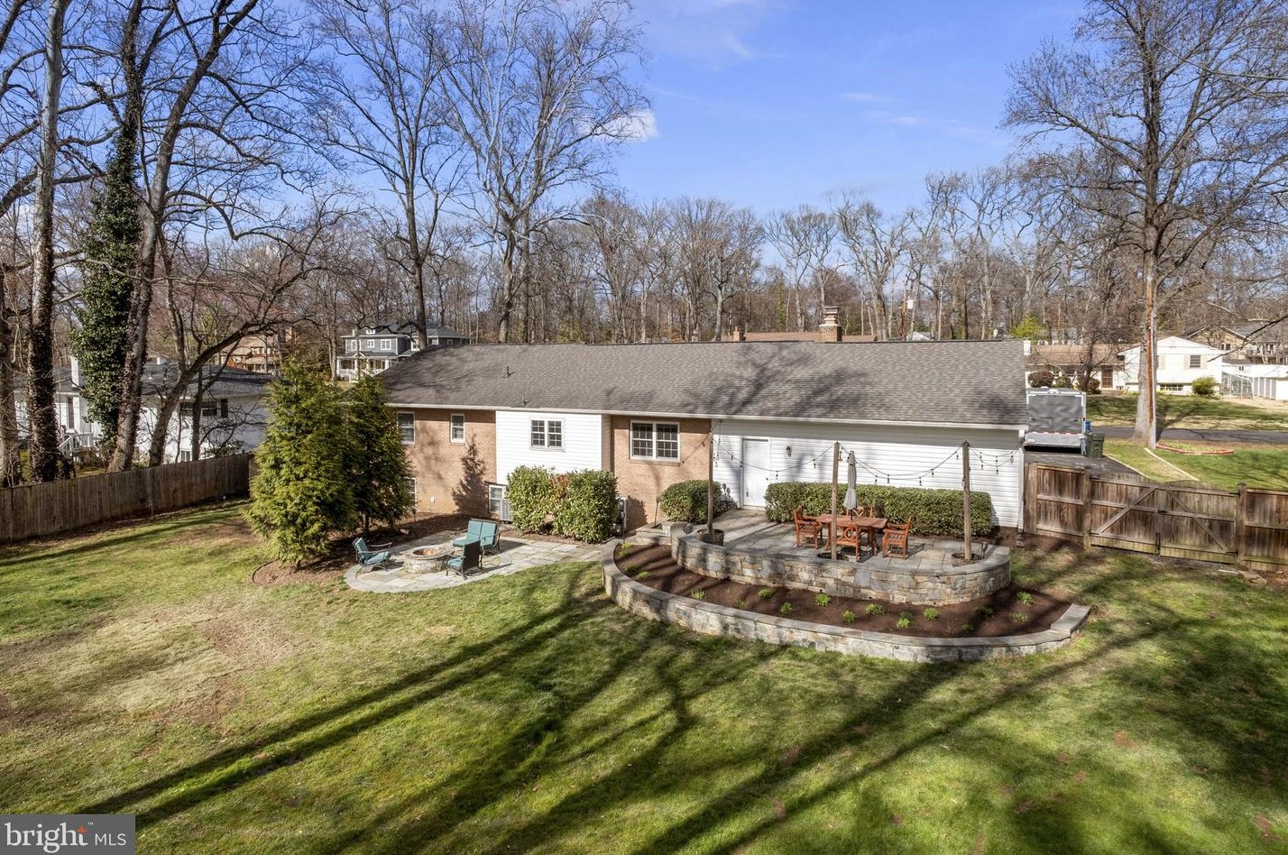 4413 Dolphin Ln, Alexandria VA  22309-3107 exterior