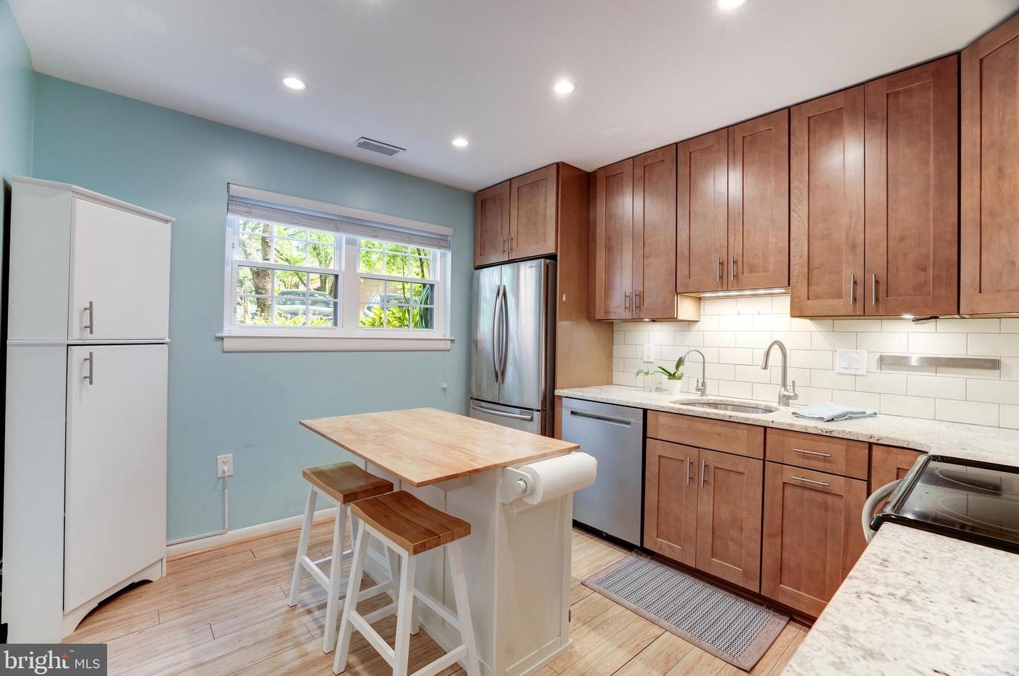 11340 Headlands Ct, Herndon VA  20191-3636 exterior
