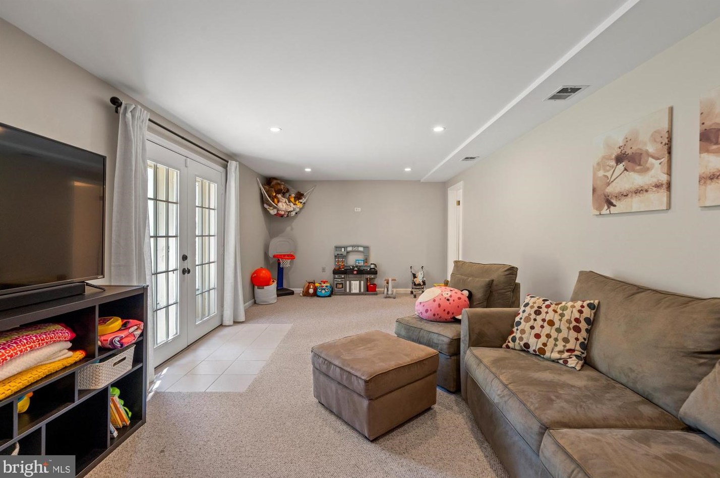 10904 Spurlock Ct, Fairfax VA  22032-3031 exterior