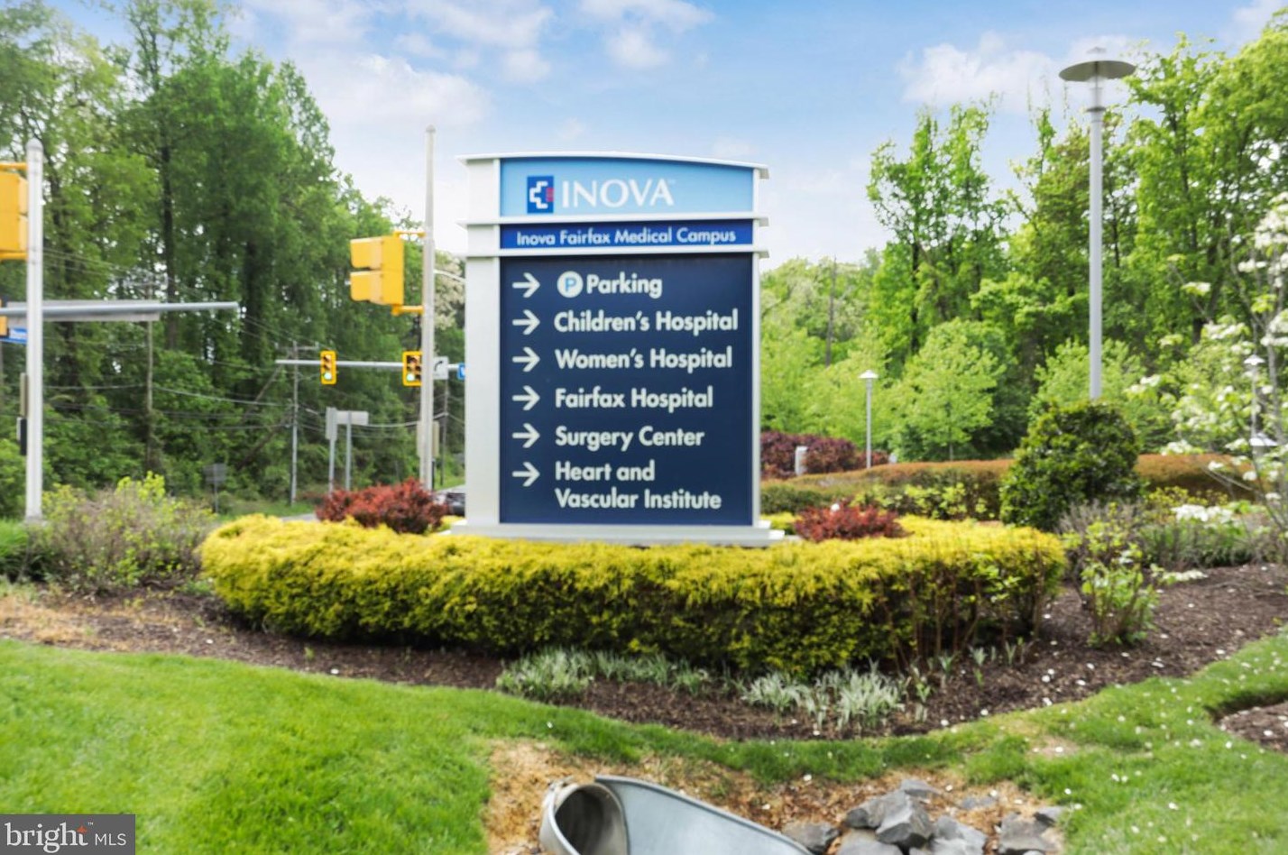 3308 Woodburn Village Dr, Annandale VA  22003-1249 exterior
