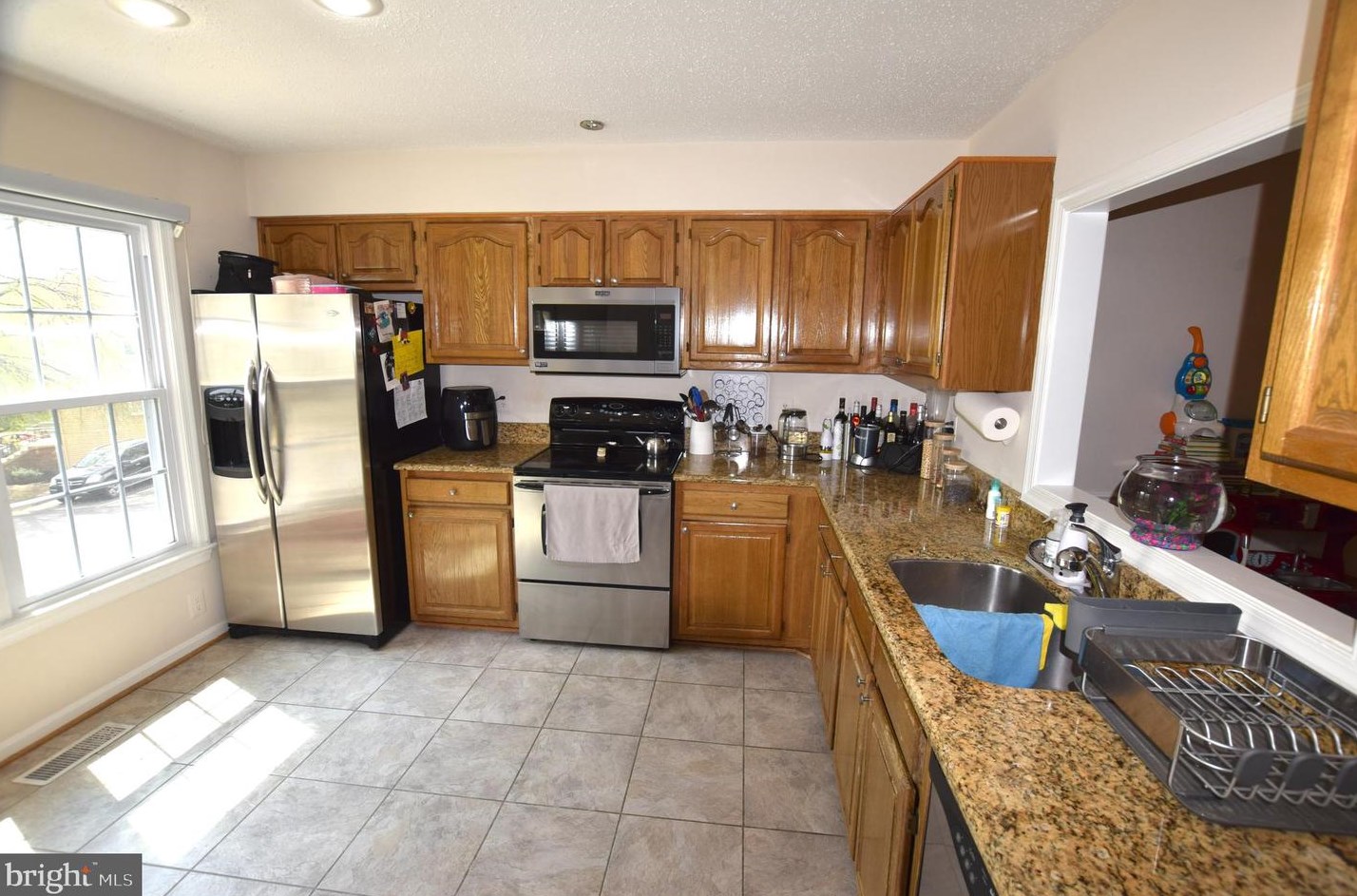 7234 Whitlers Creek Dr, Springfield VA  22152-3646 exterior