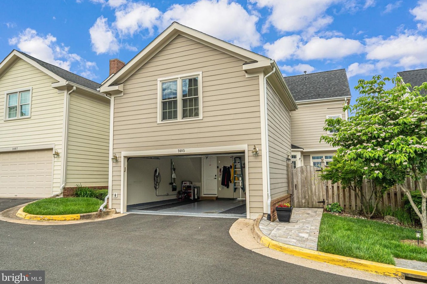 1405 Buena Vista Ave, Mc Lean VA  22101-3511 exterior