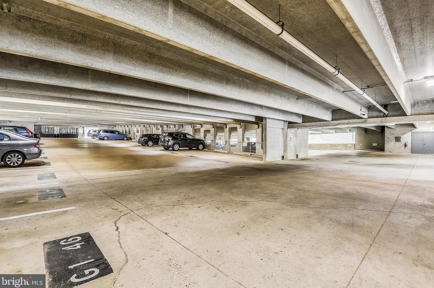 9486 Virginia Center Blvd, Vienna VA  22181-6150 exterior