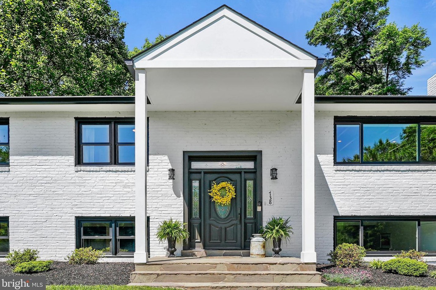 738 Ellsworth, Great Falls VA 22066-2929 exterior