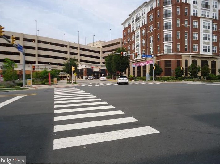 2665 Prosperity Ave, Fairfax VA  22031-4906 exterior