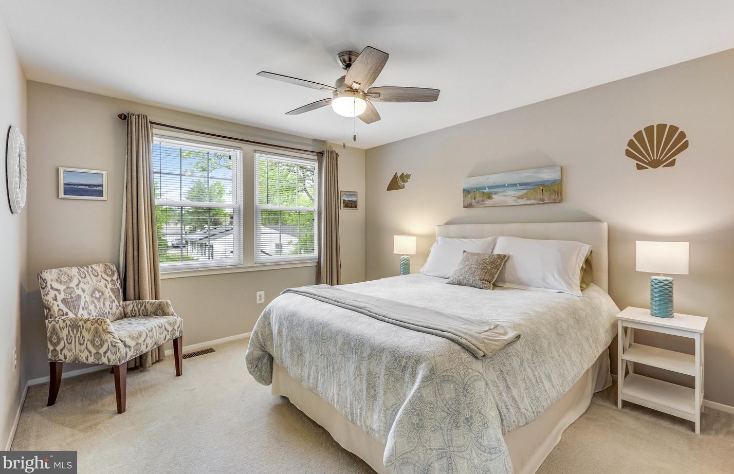 4350 Majestic Ln, Fairfax VA  22033-3502 exterior