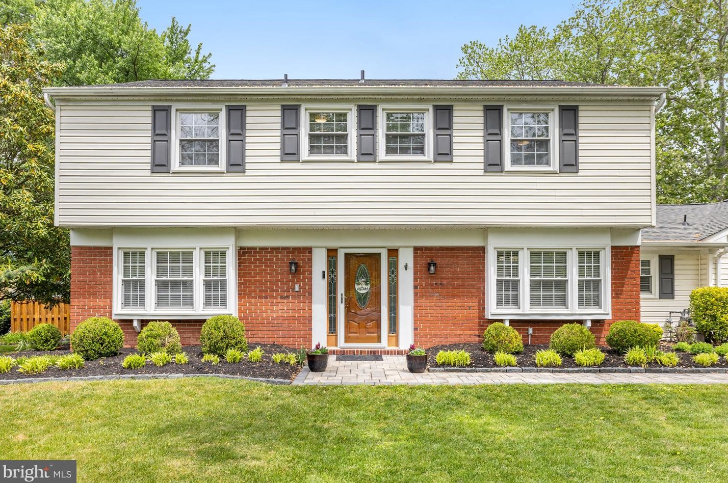 4350 Majestic Ln, Fairfax VA  22033-3502 exterior