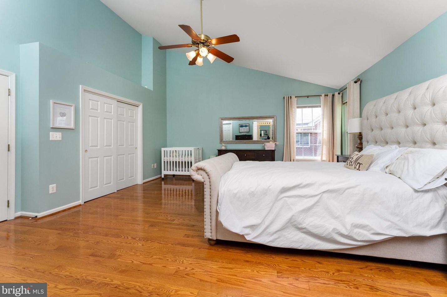 12464 Casbeer Dr, Fairfax VA  22033-4387 exterior