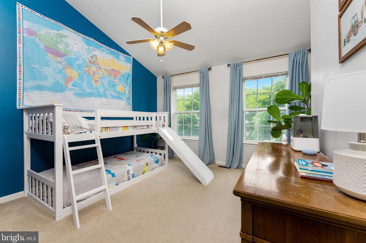 12464 Casbeer Dr, Fairfax VA  22033-4387 exterior