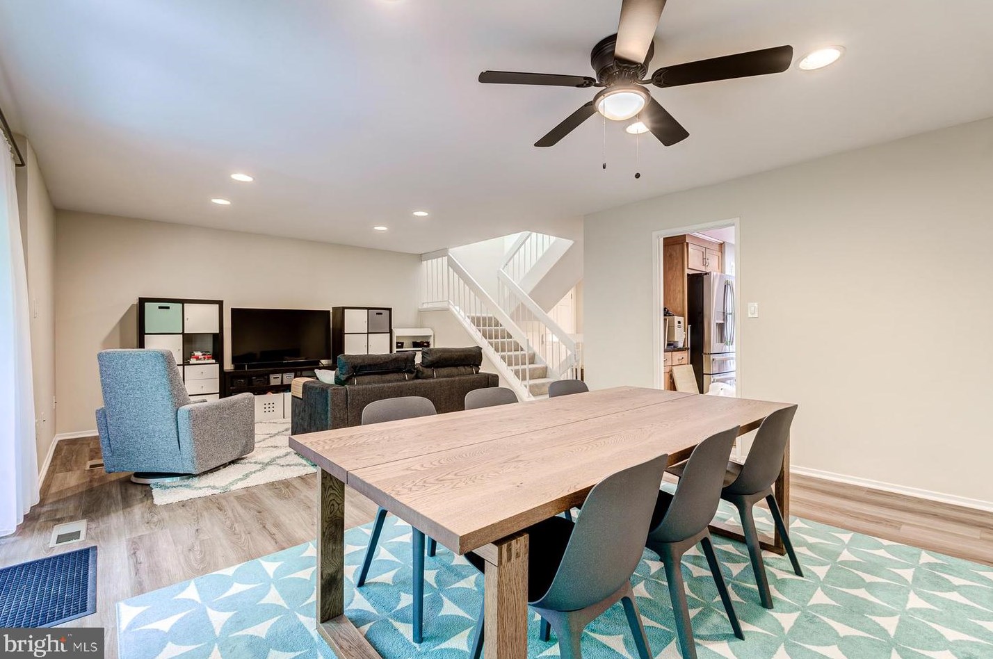 3189 Colchester Brook Ln, Fairfax VA  22031-2608 exterior